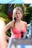 Photographs of Jennifer Aniston - May 6 - Just Go With It set: Maui, HI - 2010 Photographs of Jennifer Aniston - May 6 - Just Go With It set: Maui, HI - 2010 Random files - 2010